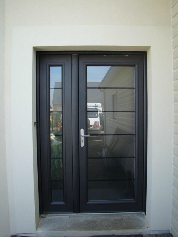 Pose de porte d'entrée sur mesure Angers